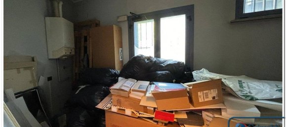 1-salle Propriété commerciale à Abbiategrasso, Italy No. 86956 8