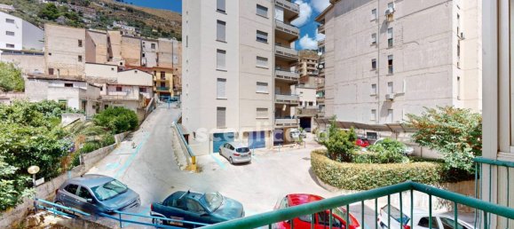 Apartamento de 3 dormitorios en Monreale, Italy No. 328608 2