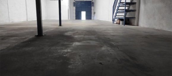 350m² Warehouse in Madrid, Spain No. 142975 5