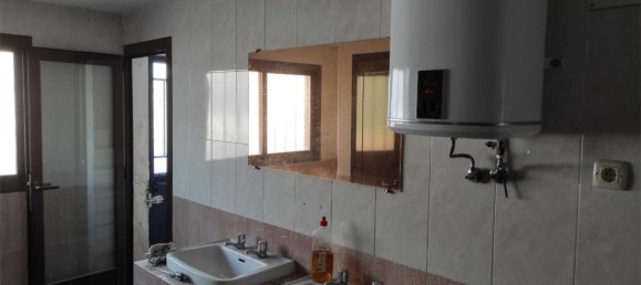 350m² Warehouse in Madrid, Spain No. 142975 6