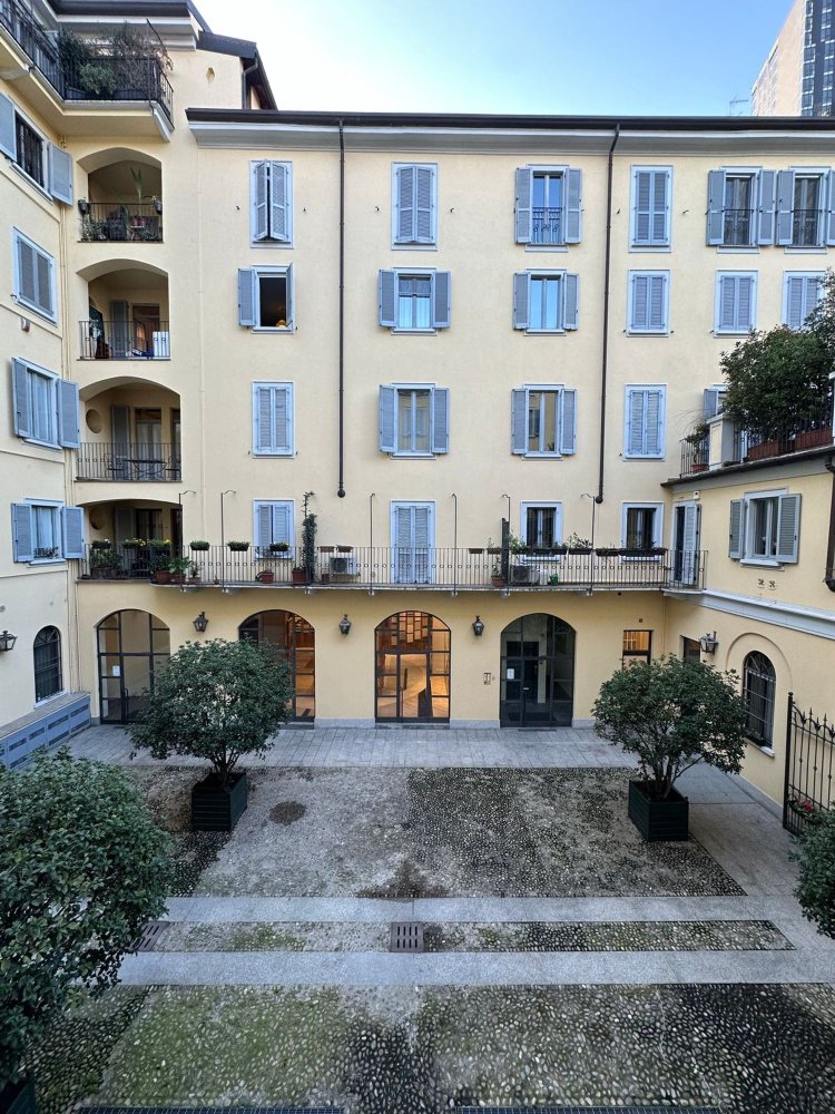 2-Zimmer Wohnung in Milan, Italy, Nr. 244470