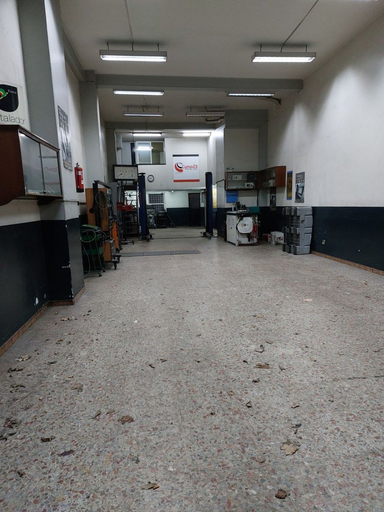 148m² Commercial property in Vigo, Spain No. 150048