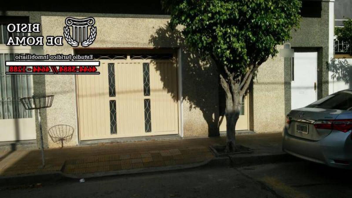 Studio in Buenos Aires, Argentina No. 73471