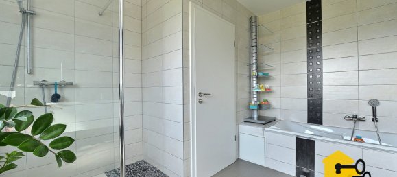 Casa de 3 dormitorios en Kembs, France No. 271066 9