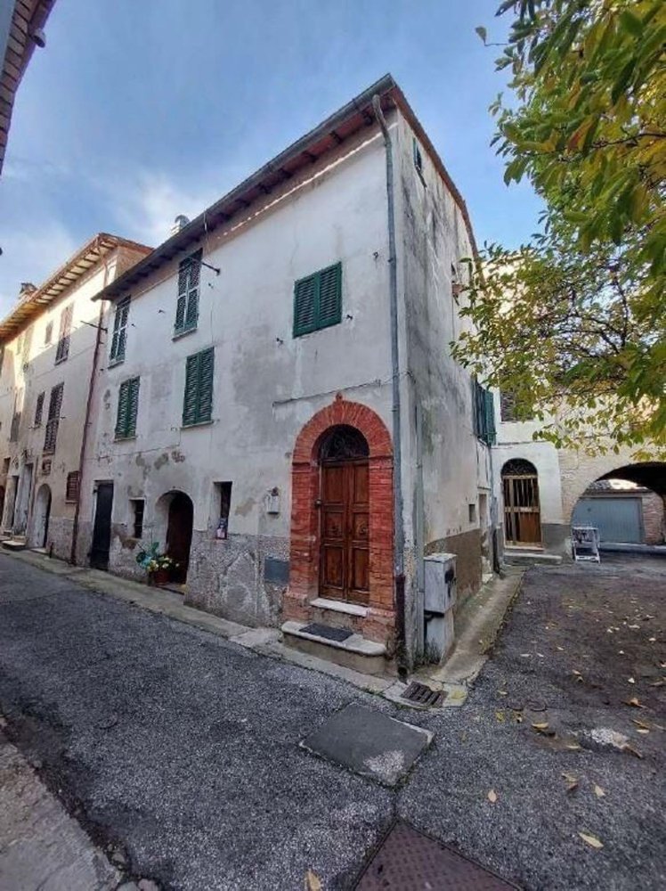 8 rooms Apartment in Deruta, Italy No. 39023