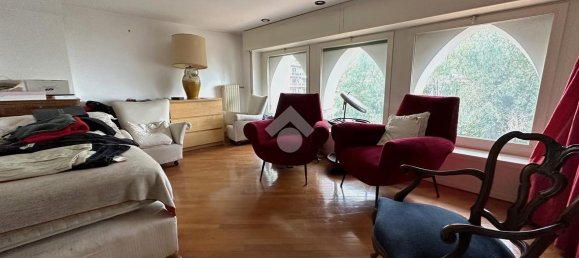 7-salle Appartement à Naples, Italy No. 148522 32