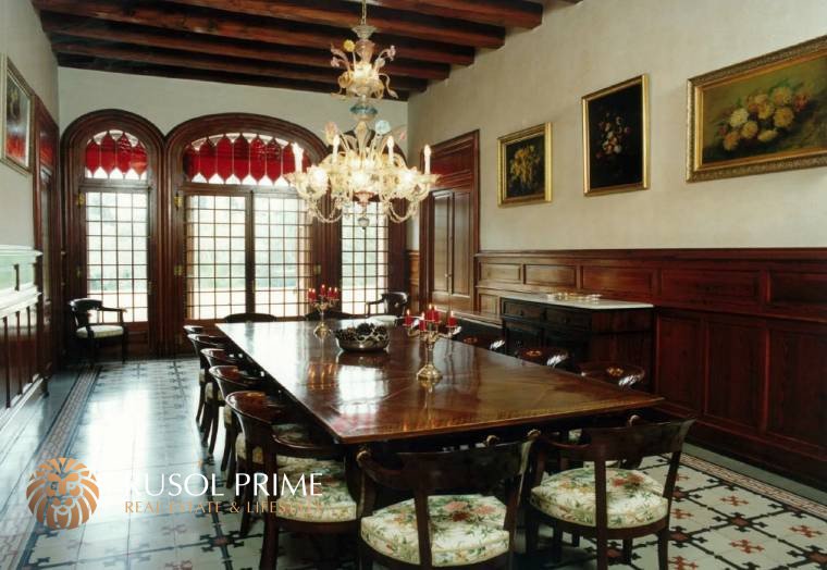 2500m² House in Barcelona, Spain No. 86