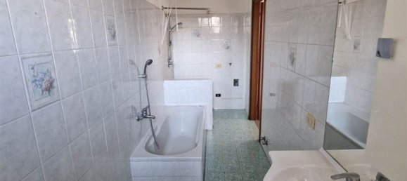 Apartamento de 2 divisões em Cuggiono, Italy N.º 2199 12