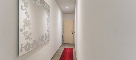 1 bedroom Apartment in Milan, Italy No. 240795 5
