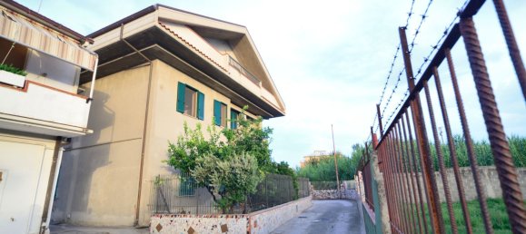 3 Schlafzimmer Wohnung in Pescara, Italy, Nr. 323659 36