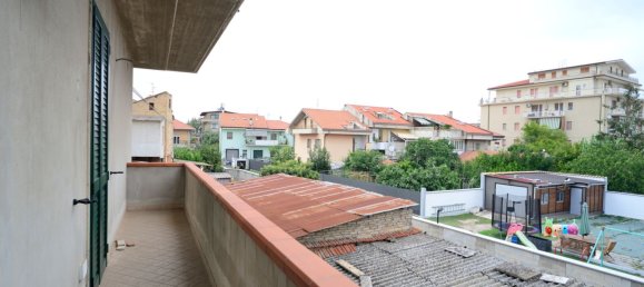 3 Schlafzimmer Wohnung in Pescara, Italy, Nr. 323659 24