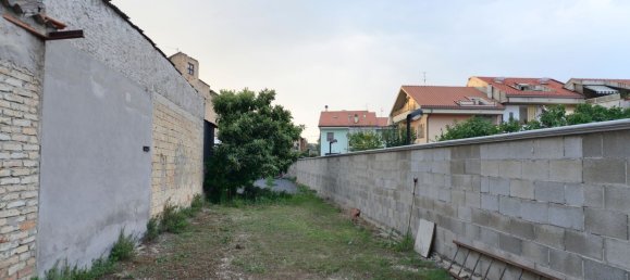 3 Schlafzimmer Wohnung in Pescara, Italy, Nr. 323659 31