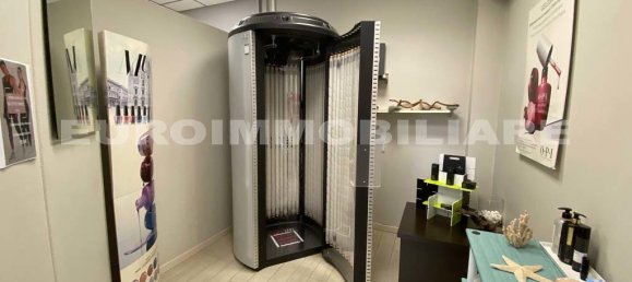 9 rooms Commercial property in Brescia, Italy No. 153154 9