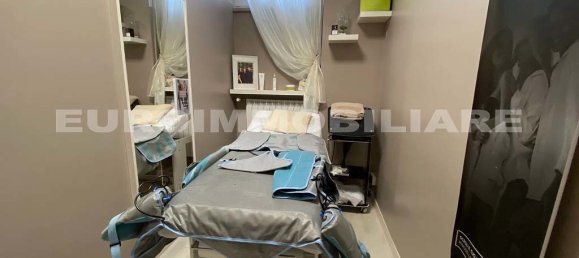 9 rooms Commercial property in Brescia, Italy No. 153154 8