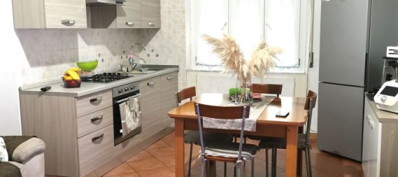 4 rooms Apartment in Piombino, Italy No. 67996 2