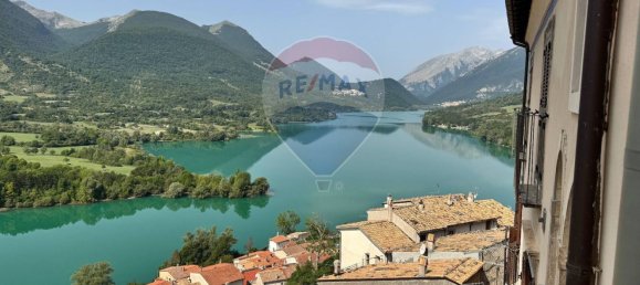 5 Schlafzimmer Doppelhaus in Barrea, Italy, Nr. 312707 4