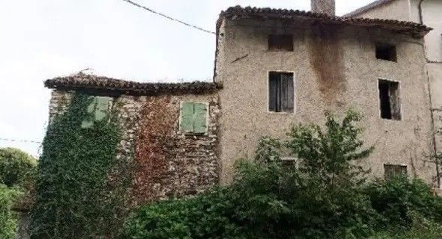 4 rooms Apartment in Schio, Italy No. 219564