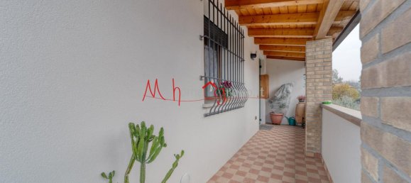 Вилла с 3 комнатами в Сельваццано Дентро, Италия № 35955 12