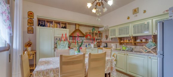 Вилла с 3 комнатами в Сельваццано Дентро, Италия № 35955 6