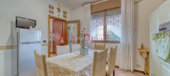 Вилла с 3 комнатами в Сельваццано Дентро, Италия № 35955 4