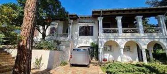 8غرفة شقة في Colli al Metauro, Italy رقم 225883 3