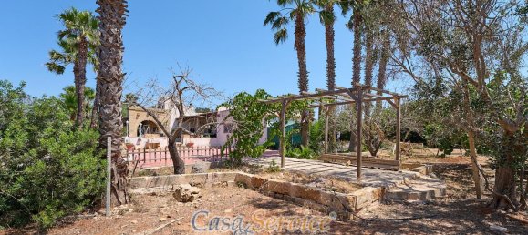 Villa de 5 habitaciónes en Racale, Italy No. 234907 11