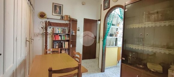 5 rooms Apartment in Palermo, Italy No. 51397 8