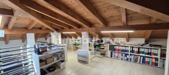 2 bedrooms Duplex in Fenegrò, Italy No. 174618 23