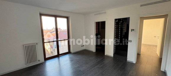 2 bedrooms Duplex in Fenegrò, Italy No. 174618 5