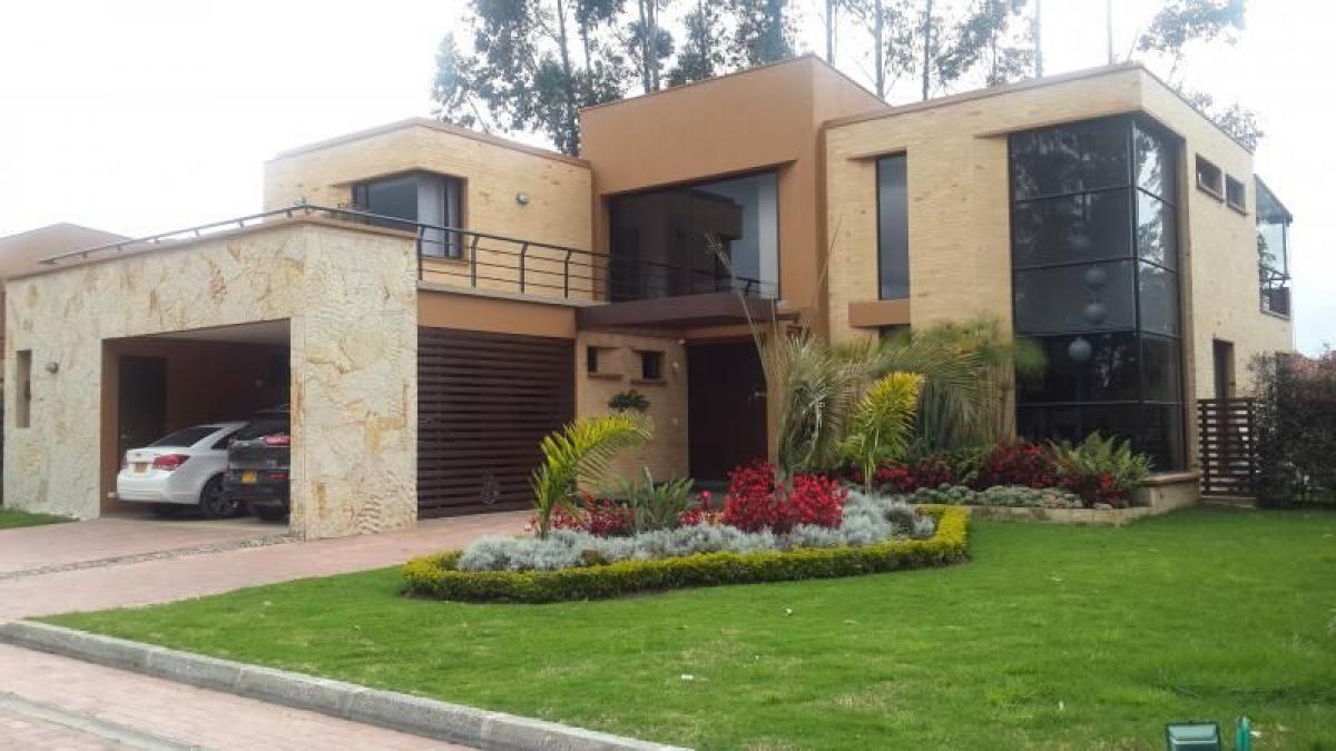 3 bedrooms House in Cundinamarca, Colombia No. 5390