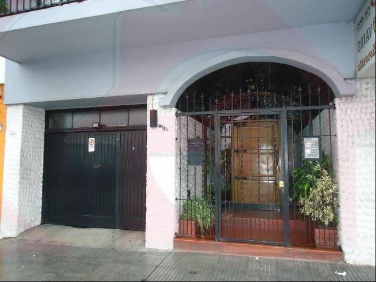 Apartamento de 2 dormitorios en Buenos Aires, Argentina No. 66099