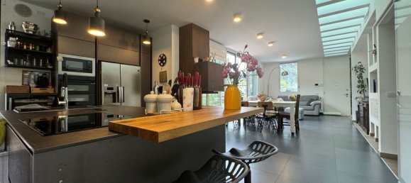 4 rooms Villa in Opera, Italy No. 63471 2