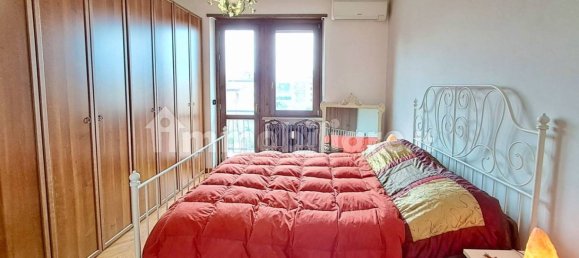 2 bedrooms Apartment in Turin, Italy No. 324667 23