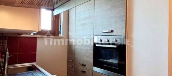 2 bedrooms Apartment in Turin, Italy No. 324667 8