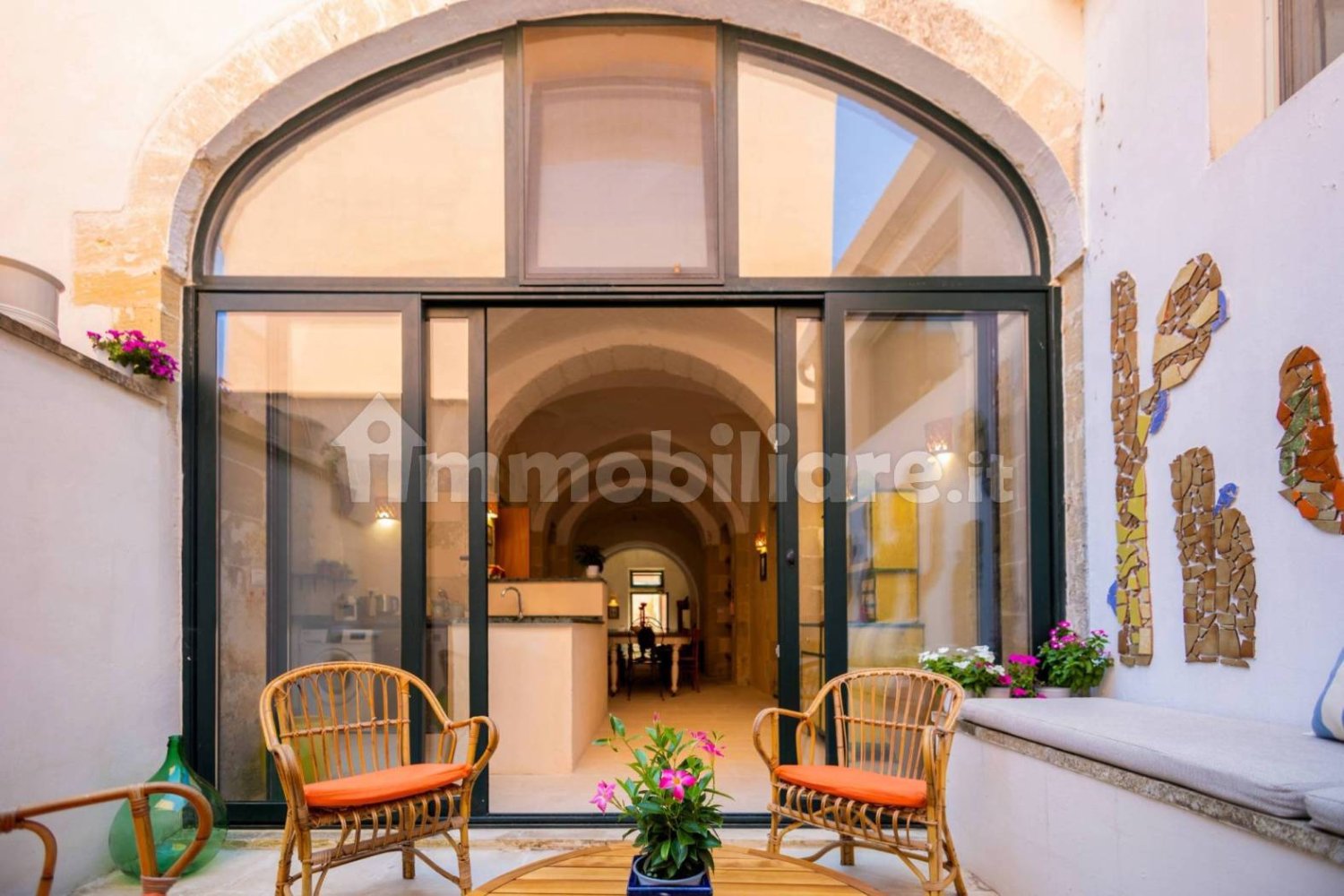 Apartamento de 2 dormitorios en Poggiardo, Italy No. 354048