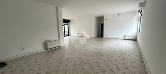 236m² Commercial property in Montichiari, Italy No. 142107 9