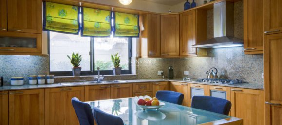 3 غرف نوم طابقين في Saint Julian's, Malta رقم 3789 11