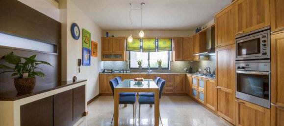 3 غرف نوم طابقين في Saint Julian's, Malta رقم 3789 9