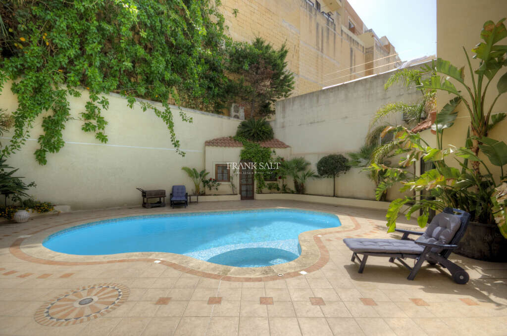 3 غرف نوم طابقين في Saint Julian's, Malta رقم 3789