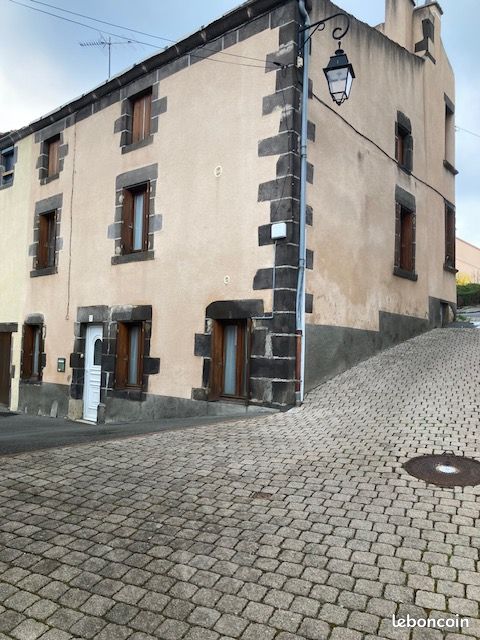 Casa T2 em Sayat, France N.º 285252