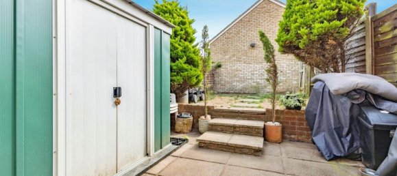 2 bedrooms House in Watford, United Kingdom No. 6054 8