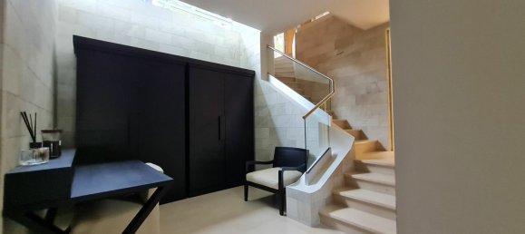 5 bedrooms Villa in Mougins, France No. 346864 2