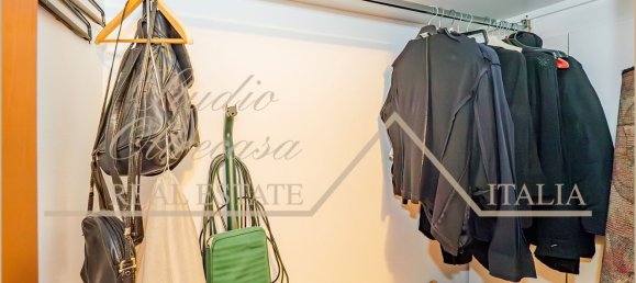 7-Zimmer Villa in Erba, Italy, Nr. 85502 42