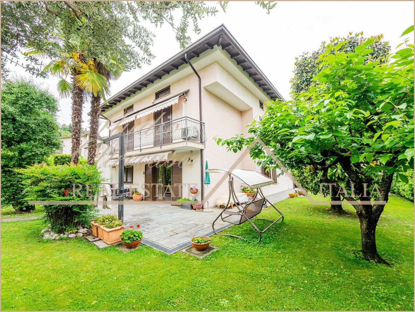 7-Zimmer Villa in Erba, Italy, Nr. 85502