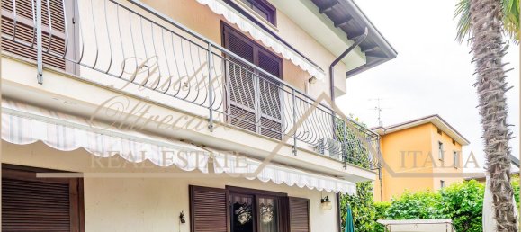 7-Zimmer Villa in Erba, Italy, Nr. 85502 3