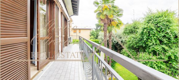 7-Zimmer Villa in Erba, Italy, Nr. 85502 49