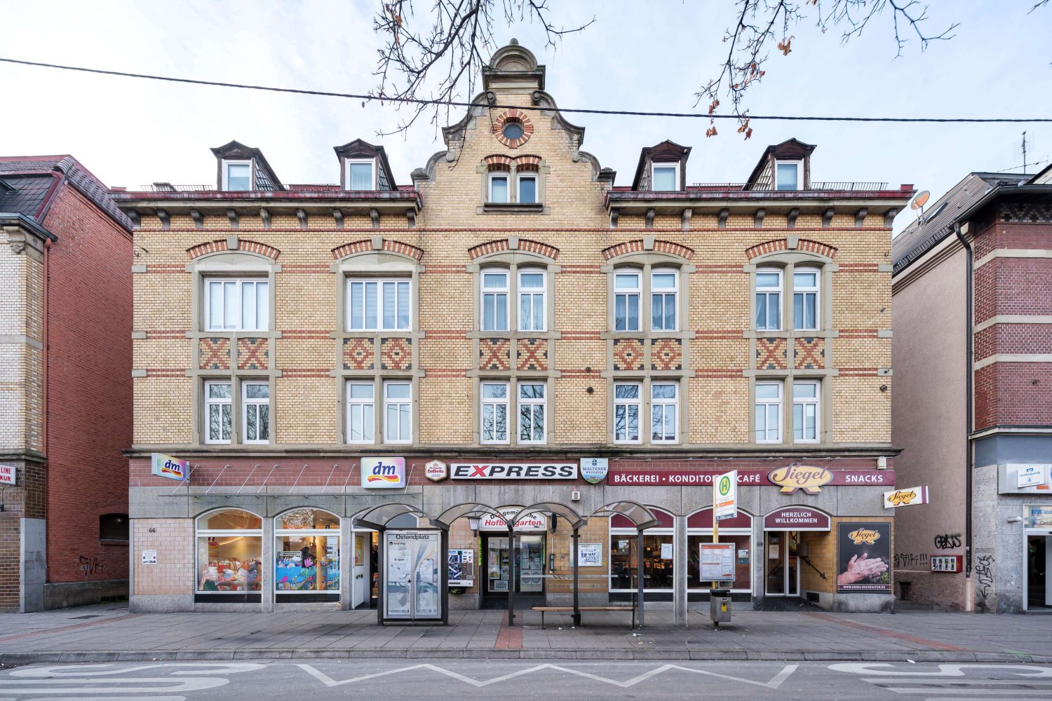 14 chambres Bâtiment à Stuttgart, Germany No. 66437