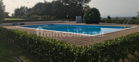 3 bedrooms House in Pozzolengo, Italy No. 254677 2