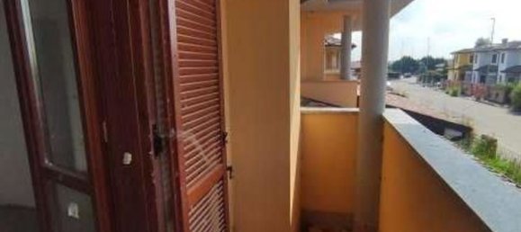 3 rooms House in Roncaro, Italy No. 3369 6