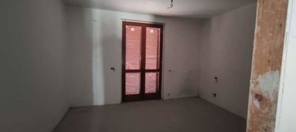 3 rooms House in Roncaro, Italy No. 3369 24